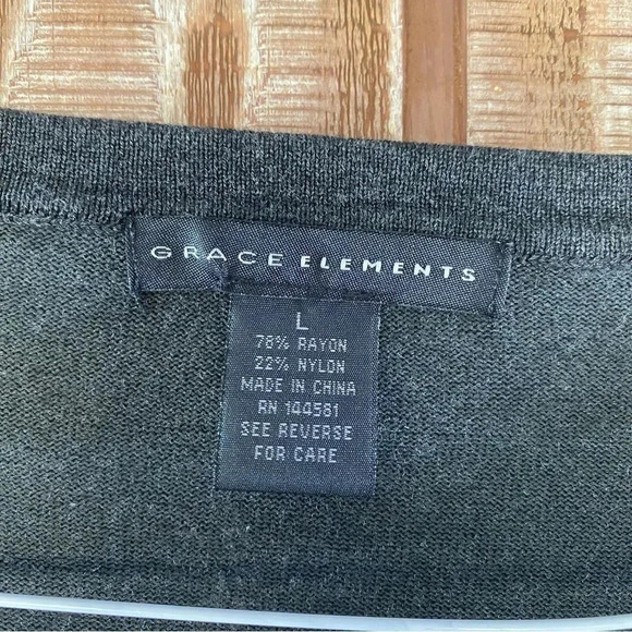 Grace Elements Dark Gray Cardigan Sweater 🦏 - Picture 3 of 3